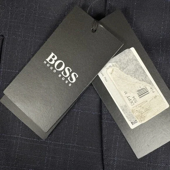 Hugo Boss Janson 6 Lanificio Tesse Biella Wool Navy Blue 2 Button Blazer Sz 42R - Picture 7 of 16